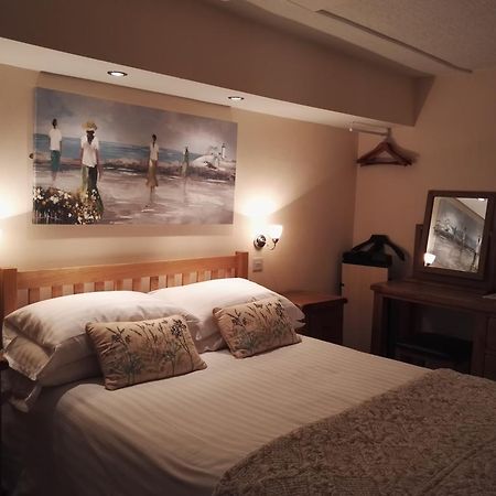 Crown Hotel Corwen Eksteriør bilde